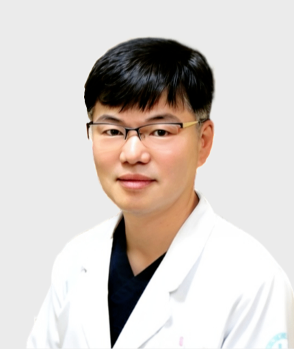 홈페이지-원장님-사진-0222.png