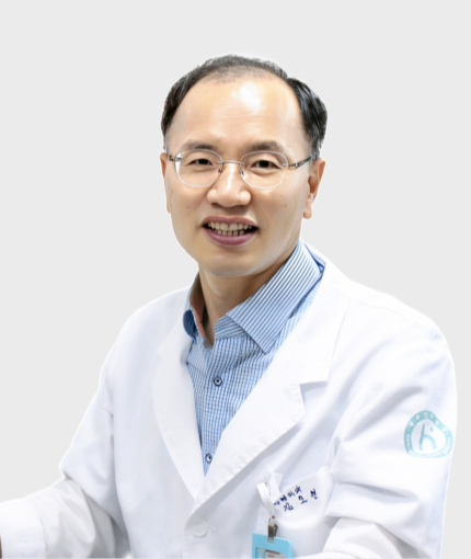 홈페이지-원장님-사진-019.png